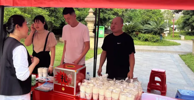 節(jié)水宣傳進社區(qū)，貼心守護“水”安全——和濟水務開展“便民服務進社區(qū)”主題活動